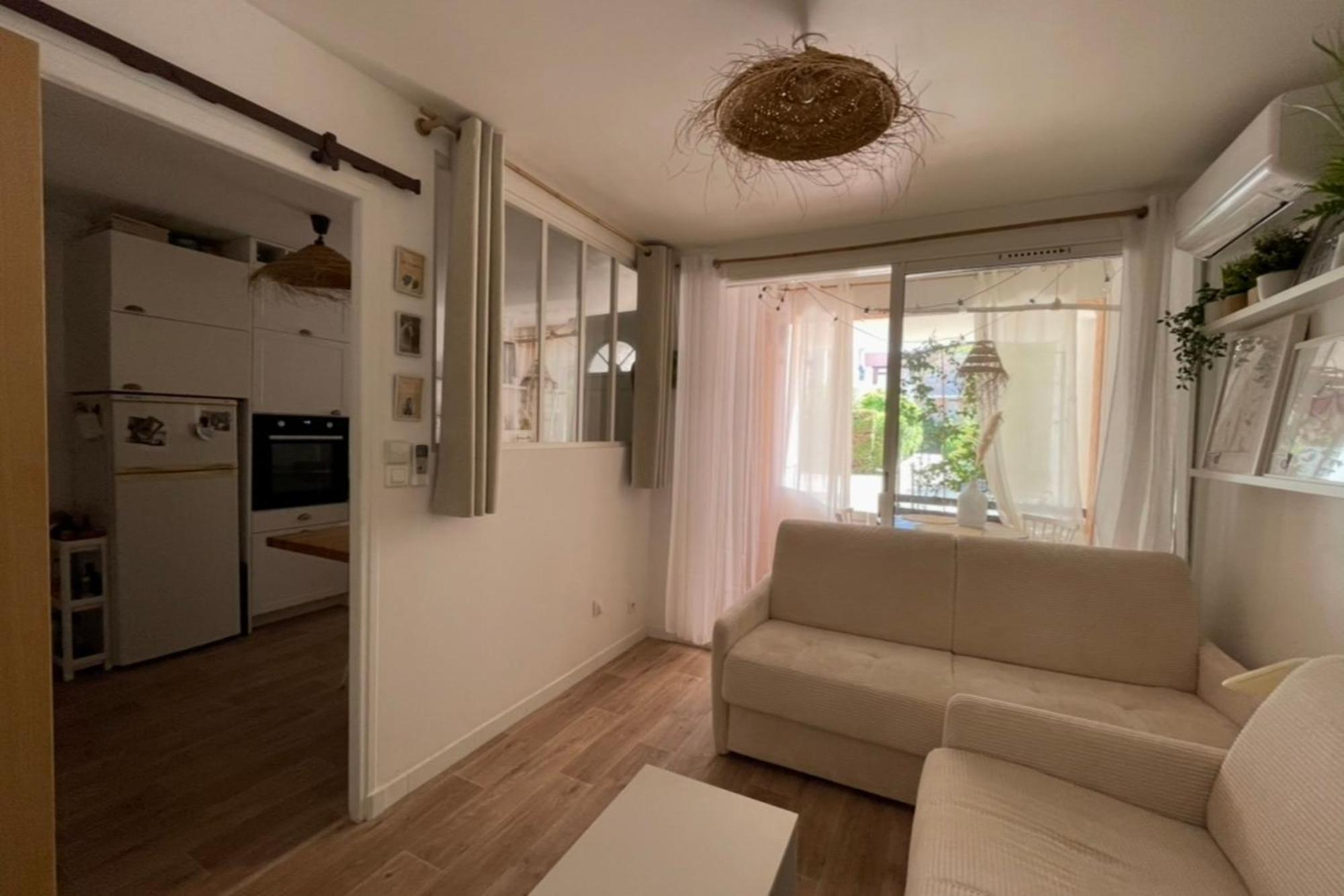 Charming Air-Conditioned One-Bedroom 150M From Cavaliere Beach Ле-Лаванду Екстер'єр фото